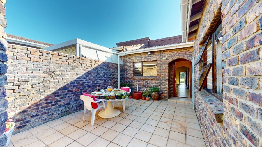 3 Bedroom Property for Sale in Providentia Eastern Cape